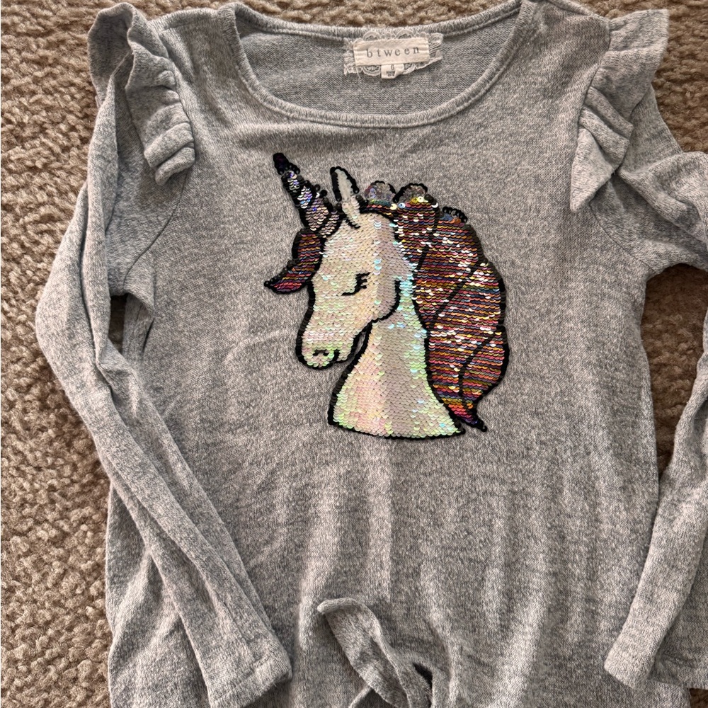 Btween Gray Long Sleeve Tee with Sequin Unicorn